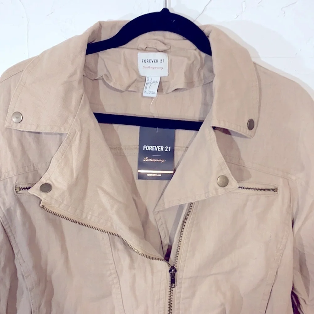 NWT Forever 21 Khaki Front Zipper Moto Jacket Size Large